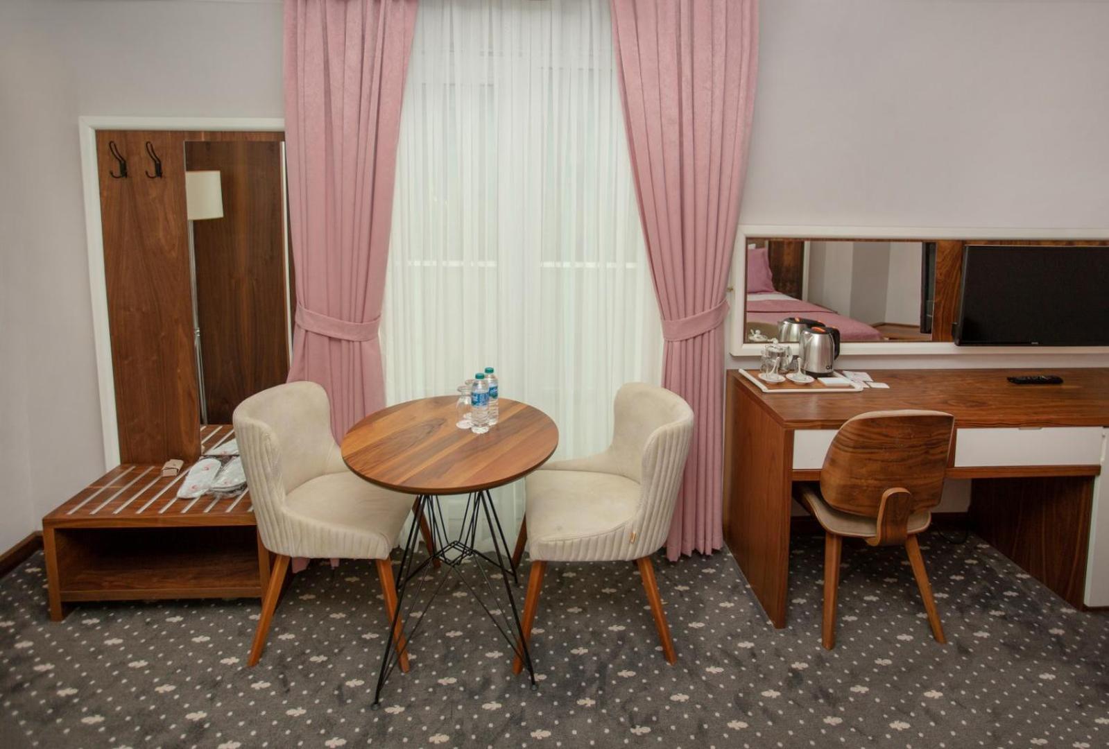 Jolnar Garden Hotel Macka Buitenkant foto